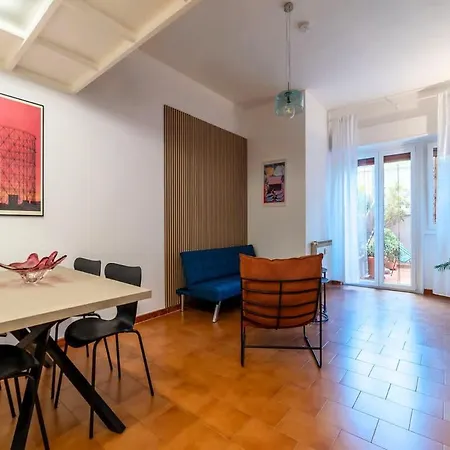 Vivace Con Splendido Giardino Apartament